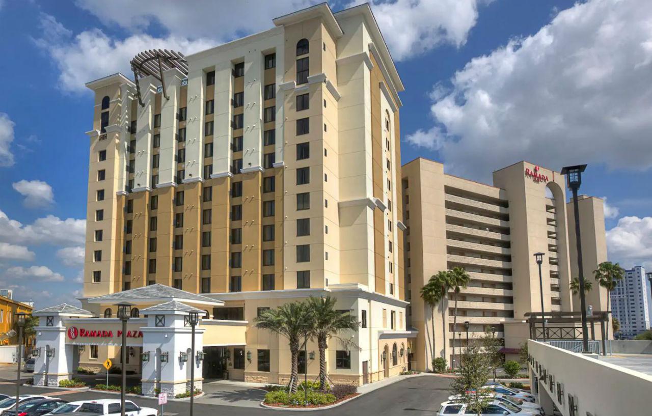 Ramada Plaza By Wyndham Orlando Resort & Suites Intl Drive Екстер'єр фото