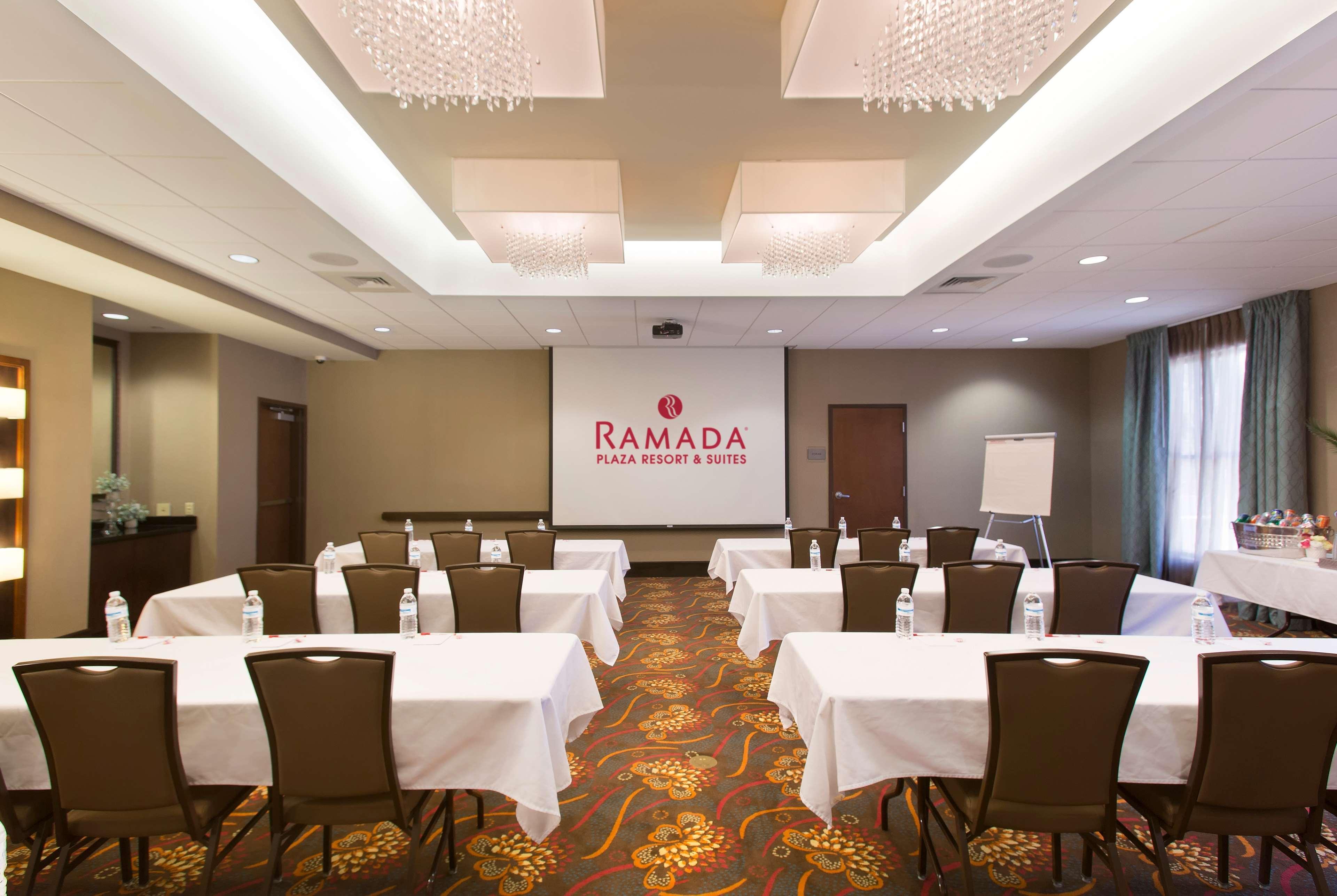 Ramada Plaza By Wyndham Orlando Resort & Suites Intl Drive Екстер'єр фото